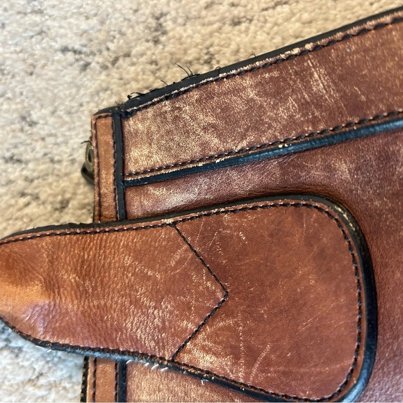 Fossil vintage larger purse in great vintage condition- definite wear, vintage - Picture 8 of 15